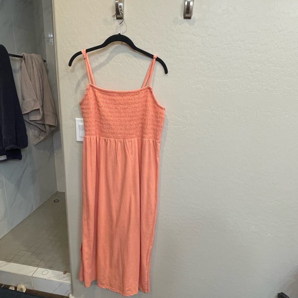 NWT Coral midi summer dress